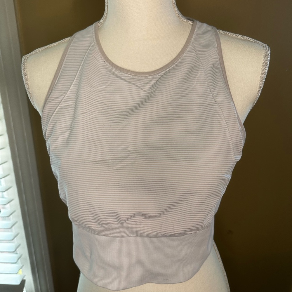 Lululemon color changing sports bra
